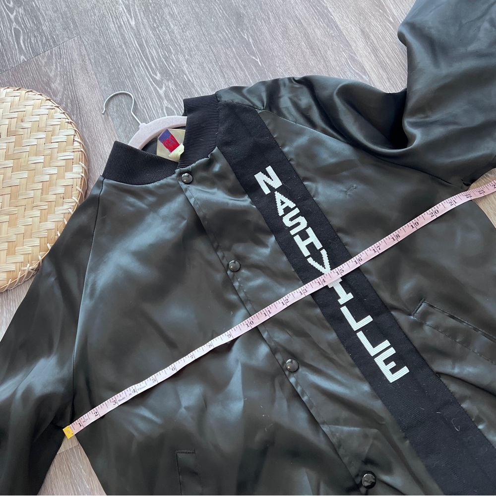 Vintage 80’s Nashville Tennessee satin bomber‎ jacket - Picture 9 of 12